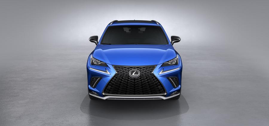  Lexus NX300 F-Sport 2017 года  (WW) (фото 9 из 43)